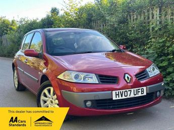 Renault Megane 1.6 VVT Dynamique 5dr