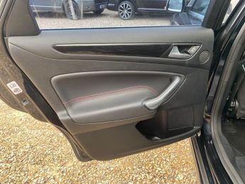 Ford Mondeo 2.0T EcoBoost Titanium X Sport Powershift Euro 5 5dr