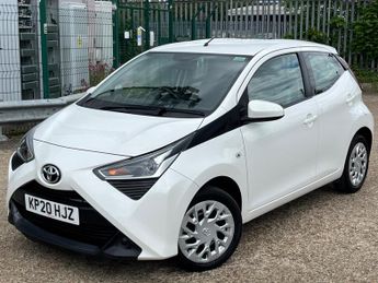 Toyota AYGO 1.0 VVT-i x-play Euro 6 5dr