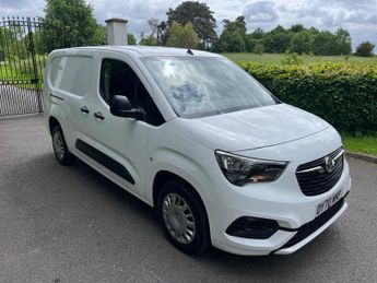 Vauxhall Combo 1.5 Turbo D 2300 Sportive L2 H1 Euro 6 (s/s) 4dr