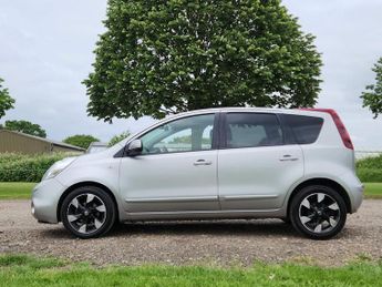 Nissan Note 1.6 16V n-tec+ Auto Euro 5 5dr