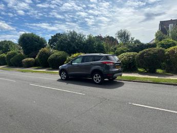 Ford Kuga 2.0 TDCi Zetec Powershift AWD Euro 5 5dr