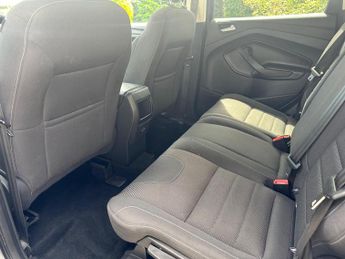 Ford Kuga 2.0 TDCi Zetec Powershift AWD Euro 5 5dr