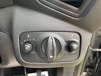 Ford Kuga 2.0 TDCi Zetec Powershift AWD Euro 5 5dr