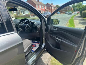 Ford Kuga 2.0 TDCi Zetec Powershift AWD Euro 5 5dr