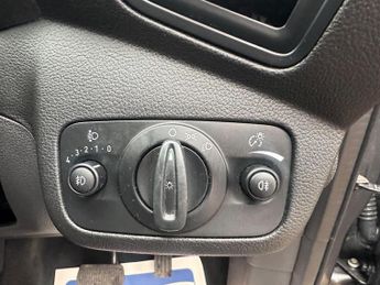 Ford Kuga 2.0 TDCi Zetec Powershift AWD Euro 5 5dr