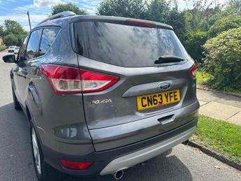 Ford Kuga 2.0 TDCi Zetec Powershift AWD Euro 5 5dr