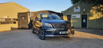 Mercedes M Class 5.5 ML63 V8 AMG SpdS+7GT 4WD Euro 5 (s/s) 5dr