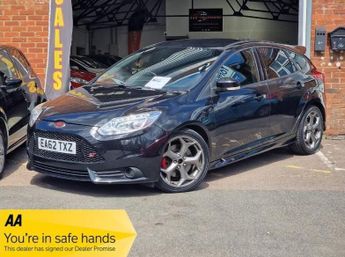 Ford Focus 2.0T EcoBoost ST-3 Euro 5 (s/s) 5dr