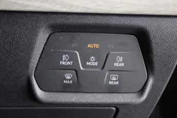 SEAT Leon 1.4 12.8kWh XCELLENCE DSG Euro 6 (s/s) 5dr