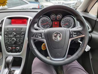 Vauxhall Astra 1.6 16v SRi Auto Euro 5 5dr