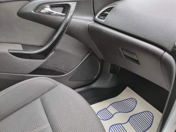 Vauxhall Astra 1.6 16v SRi Auto Euro 5 5dr
