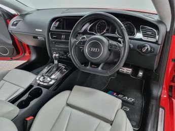 Audi RS5 4.2 FSI V8 S Tronic quattro Euro 5 2dr