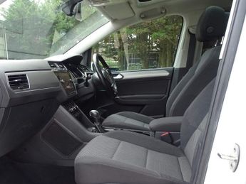 Volkswagen Touran 1.5 TSI EVO SE Family DSG Euro 6 (s/s) 5dr