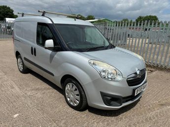 Vauxhall Combo 1.3 CDTi 2300 16v Sportive FWD L1 H1 3dr