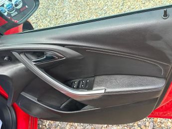 Vauxhall Astra 1.6 16V Elite Sports Tourer Auto Euro 5 5dr