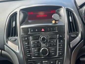 Vauxhall Astra 1.6 16V Elite Sports Tourer Auto Euro 5 5dr