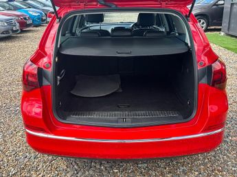 Vauxhall Astra 1.6 16V Elite Sports Tourer Auto Euro 5 5dr