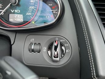 Audi R8 5.2 FSI V10 Spyder S Tronic quattro Euro 5 2dr