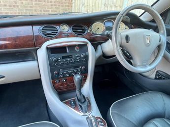 Rover 75 2.0 CDT Connoisseur SE 4dr