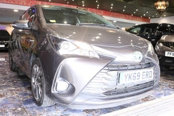 Toyota Yaris 1.5 VVT-h Y20 Bi-tone E-CVT Euro 6 (s/s) 5dr