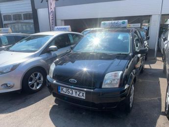 Ford Fusion 1.4 2 5dr