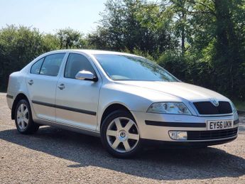 Skoda Octavia 1.6 FSI Elegance Tiptronic Euro 4 5dr