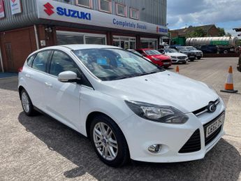 Ford Focus 1.6 TDCi Titanium Euro 5 (s/s) 5dr