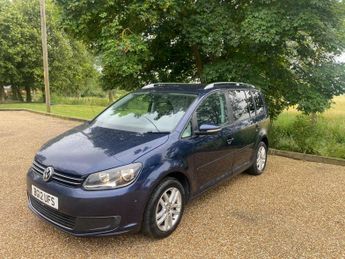 Volkswagen Touran 1.6 TDI SE DSG Euro 5 5dr