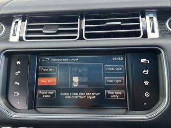 Land Rover Range Rover 4.4 SD V8 Autobiography Auto 4WD Euro 6 (s/s) 5dr
