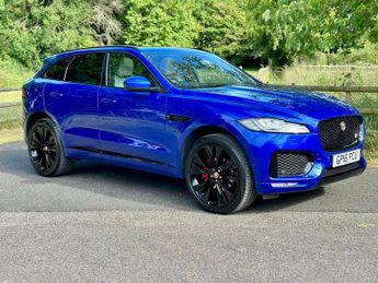 Jaguar F-Pace 3.0 D300 V6 First Edition Auto AWD Euro 6 (s/s) 5dr