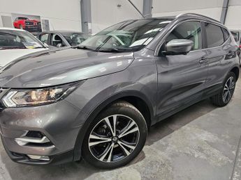 Nissan Qashqai 1.3 DIG-T N-Connecta Euro 6 (s/s) 5dr