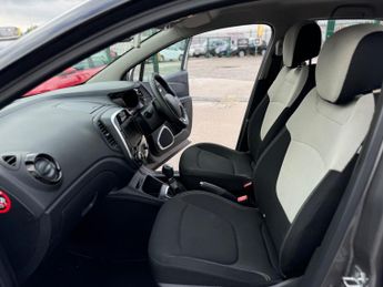 Renault Captur 1.5 dCi ENERGY Iconic EDC Euro 6 (s/s) 5dr