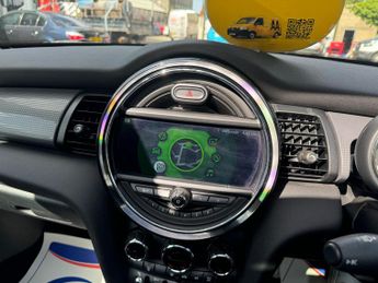 MINI Hatch 1.5 Cooper Steptronic Euro 6 (s/s) 3dr