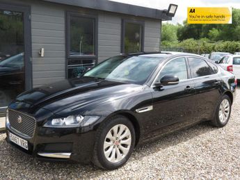 Jaguar XF 2.0d Portfolio Euro 6 (s/s) 4dr