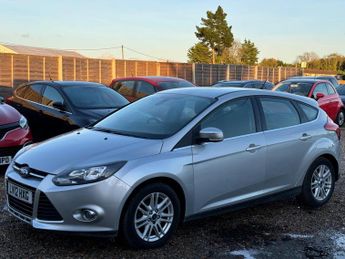 Ford Focus 1.6 Titanium Powershift Euro 5 5dr