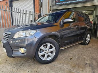 Toyota RAV4 2.2 D-4D XT-R 4WD Euro 5 5dr