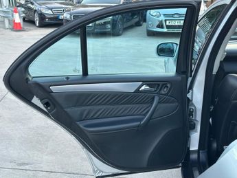 Mercedes-Benz C Class 5.4 C55 AMG 4dr