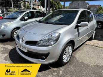 Renault Clio 1.6 VVT Initiale 5dr