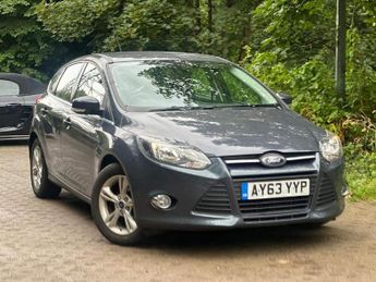 Ford Focus 1.0T EcoBoost Zetec Euro 5 (s/s) 5dr