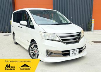 Nissan Serena 2.0 PURE DRIVE S-HYBRID PETROL 8 SEATS