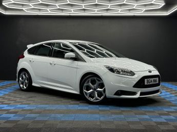 Ford Focus 2.0T EcoBoost ST-2 Euro 5 (s/s) 5dr