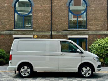 Volkswagen Transporter 2.0 BiTDI T30 BlueMotion Tech Highline FWD SWB Euro 6 (s/s) 5dr