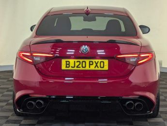 Alfa Romeo Giulia 2.9 V6 Bi-Turbo Quadrifoglio Auto Euro 6 (s/s) 4dr