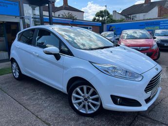 Ford Fiesta 1.0T EcoBoost Titanium Euro 6 (s/s) 5dr