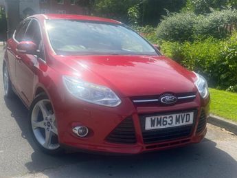 Ford Focus 1.0T EcoBoost Titanium X Navigator Euro 5 (s/s) 5dr