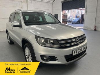 Volkswagen Tiguan 2.0 TDI BlueMotion Tech SE DSG 4WD Euro 5 (s/s) 5dr