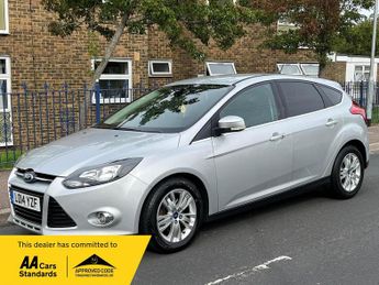 Ford Focus 1.6 TDCi Titanium Navigator Euro 5 (s/s) 5dr