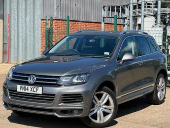 Volkswagen Touareg 3.0 TDI V6 BlueMotion Tech R-Line Tiptronic 4WD Euro 5 (s/s) 5dr