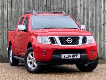 Nissan Navara 2.5 dCi Tekna Auto 4WD Euro 5 4dr